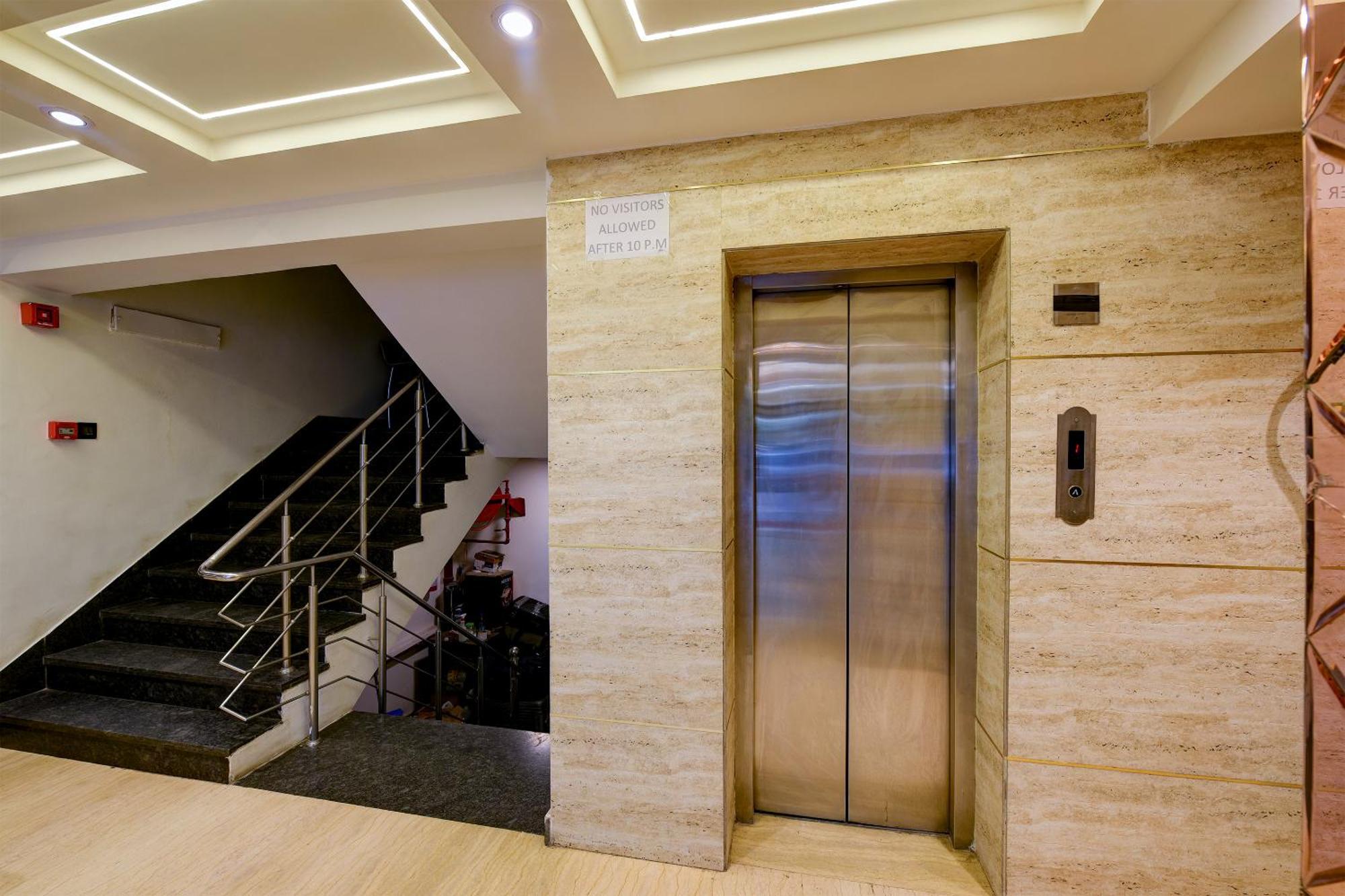 Hotel Sohana Palace Near New Delhi Railway Station And Connaught Place Екстер'єр фото