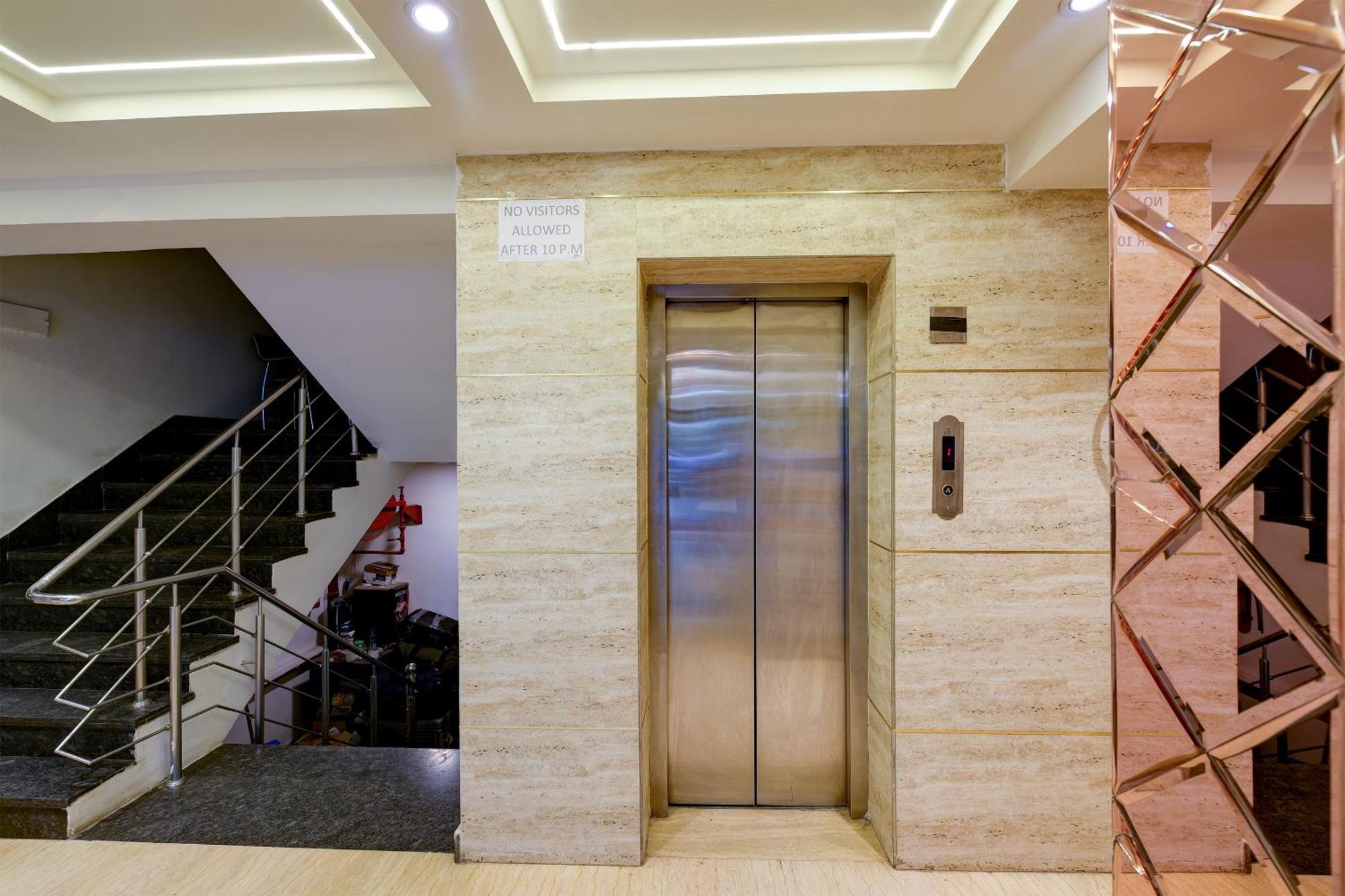 Hotel Sohana Palace Near New Delhi Railway Station And Connaught Place Екстер'єр фото