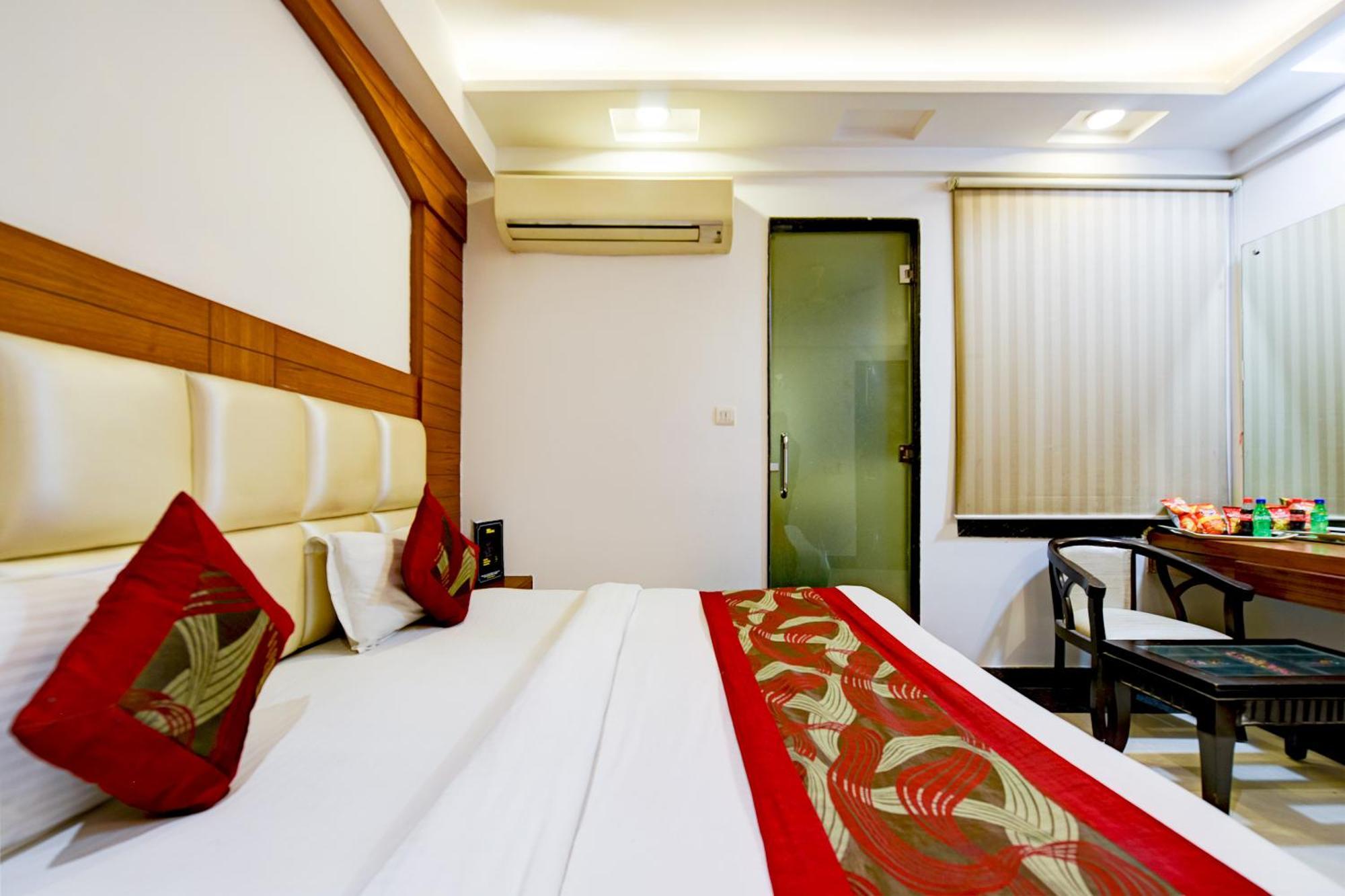 Hotel Sohana Palace Near New Delhi Railway Station And Connaught Place Екстер'єр фото
